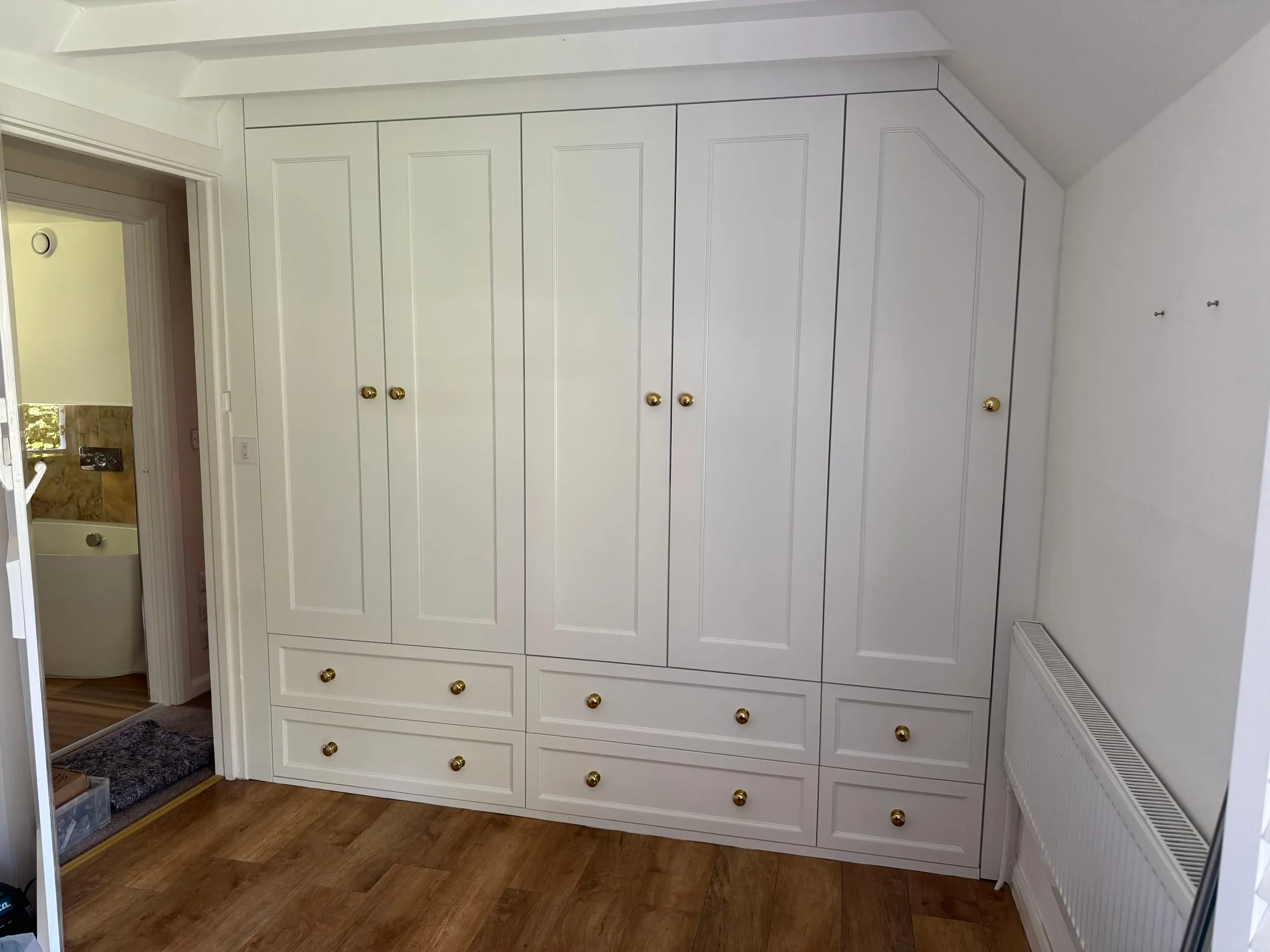 Fitted Eaves Wardrobes