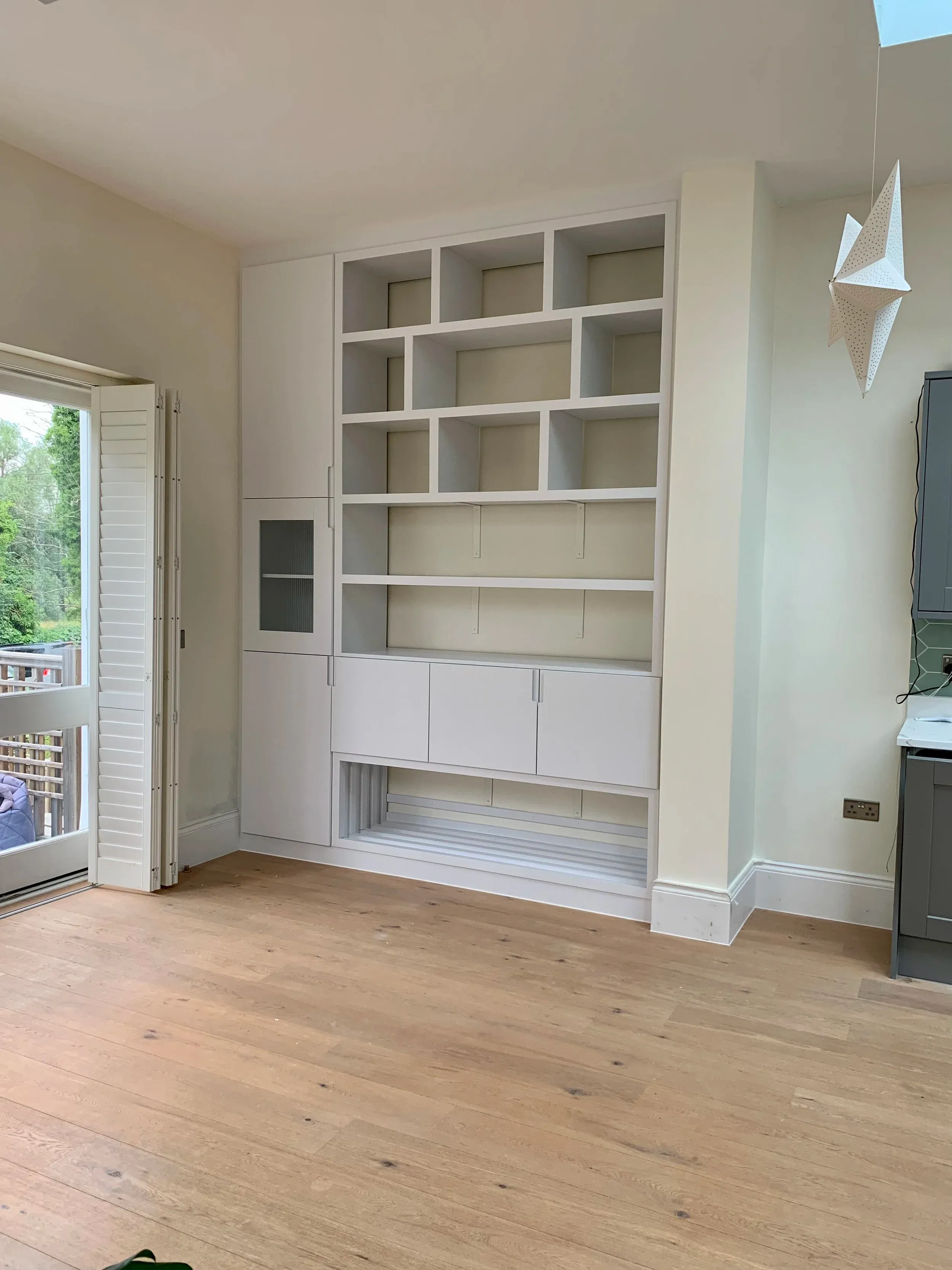 Kitchen Storage Wall and Island Shelving