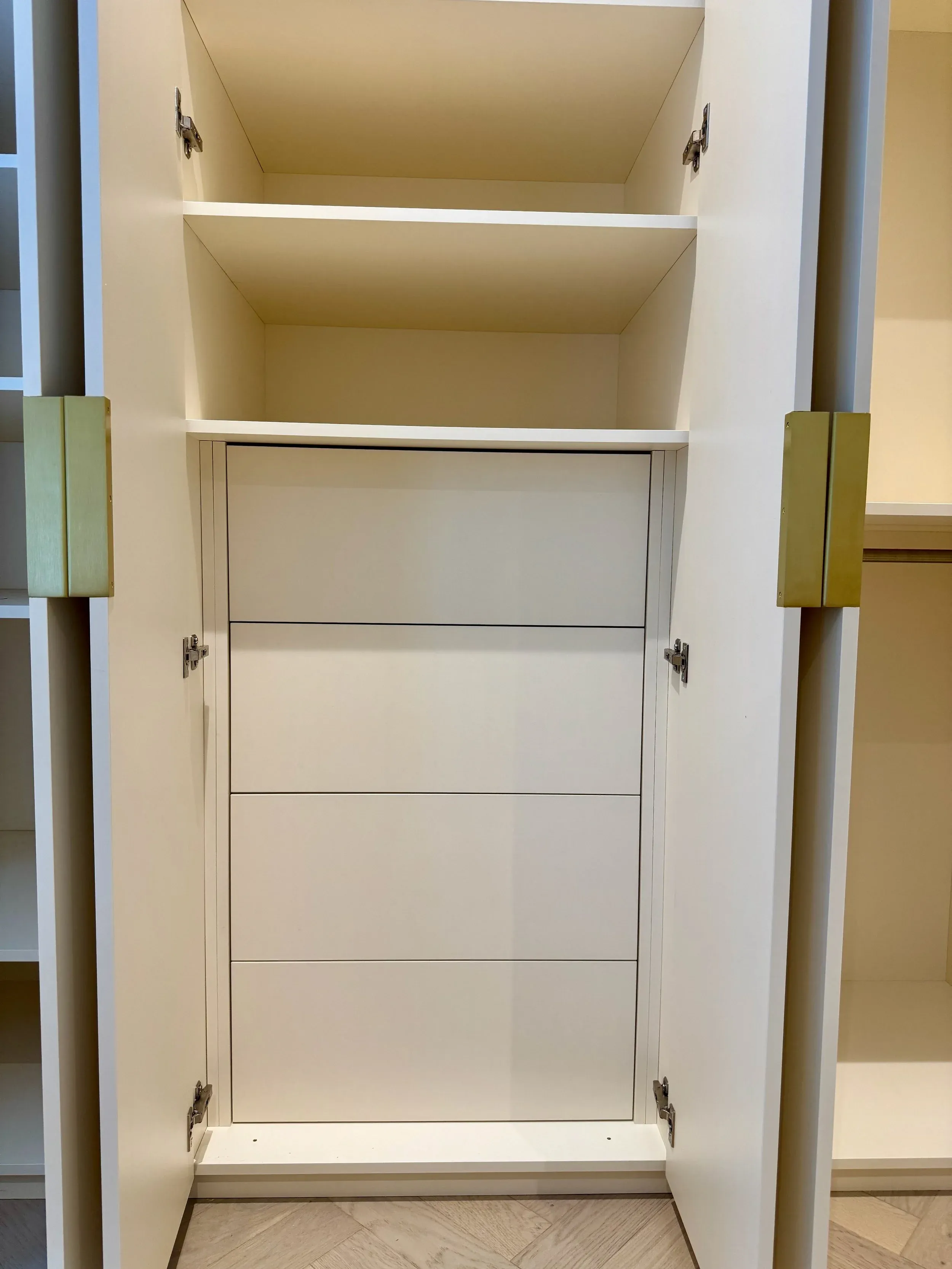 Modern Wardrobe & Floating TV Unit, Seagull Bespoke Interiors